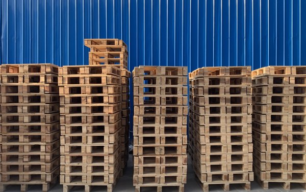 秀屿木托盘摆放技巧